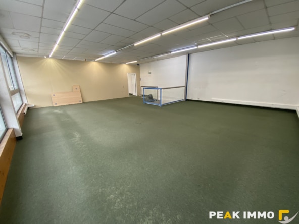 Local commercial 240 m2 Sallanches