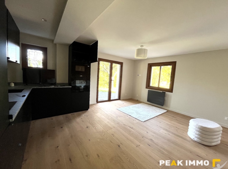 Appartement F4 - 71.05 m2 - Combloux village