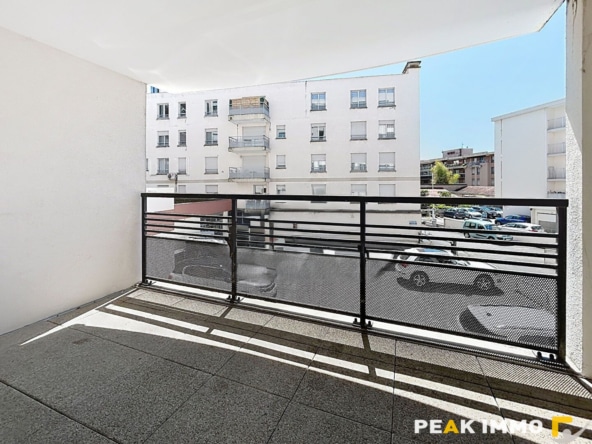 ANNEMASSE   À louer : Appartement T3 de 75,04 m2 avec balcon