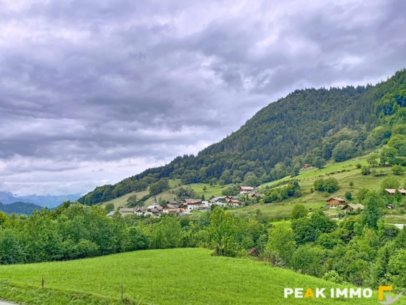 Terrain constructible 950 m2 - LE BOUCHET MONT CHARVIN