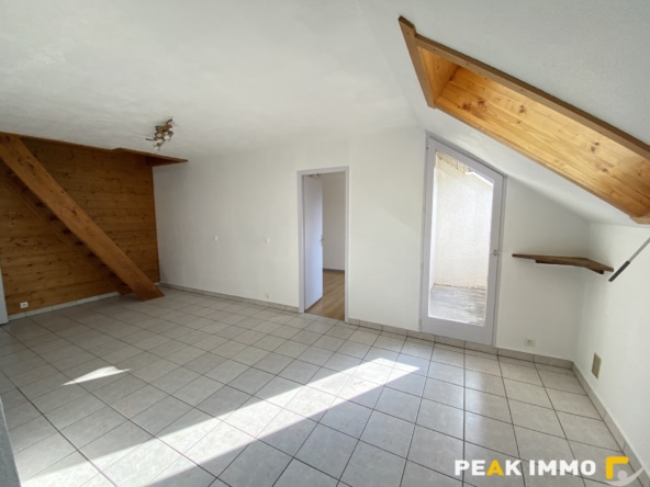 Appartement 5 pièces 97m2 utiles Saint-Martin