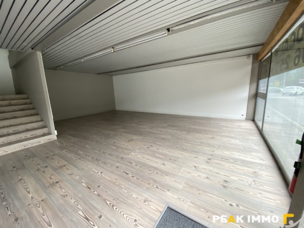 Local commercial 240 m2 Sallanches