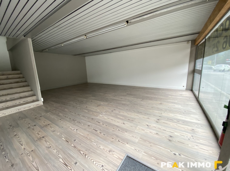 Local commercial 240 m2 Sallanches