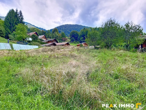 Terrain constructible 950 m2 - LE BOUCHET MONT CHARVIN