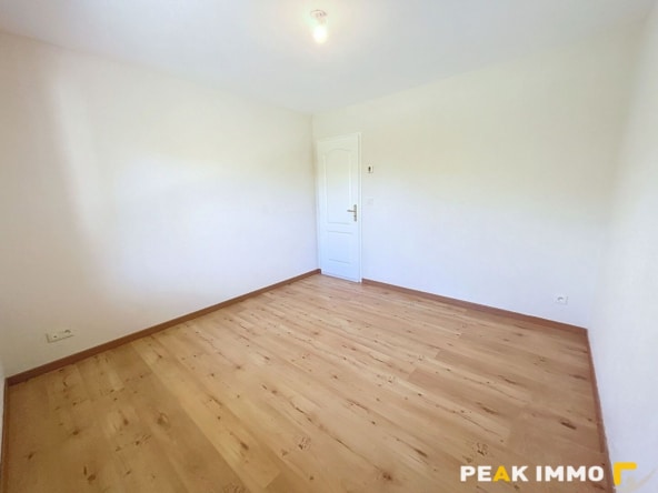 Maison Vougy 5 pièce(s) 113.57 m2