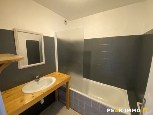 Appartement 5 pièces 97m2 utiles Saint-Martin