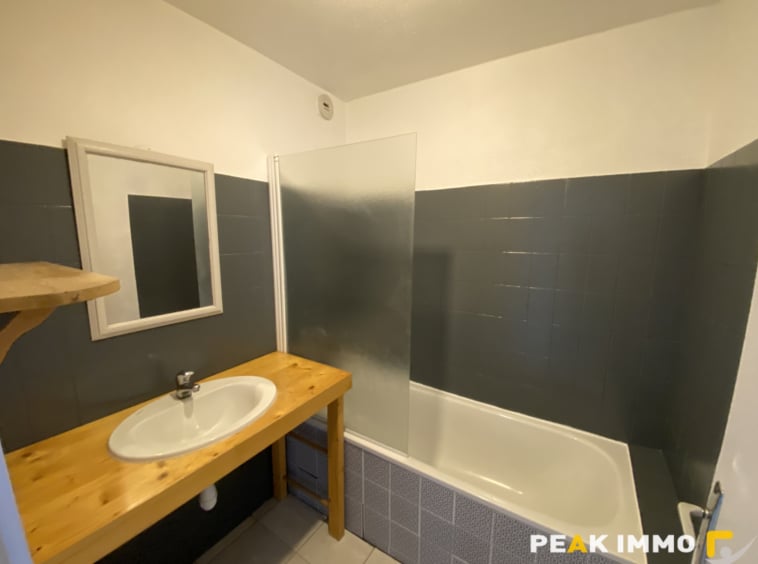 Appartement 5 pièces 97m2 utiles Saint-Martin