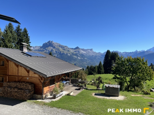 Chalet - 6 pièces - 158 m2  - Combloux