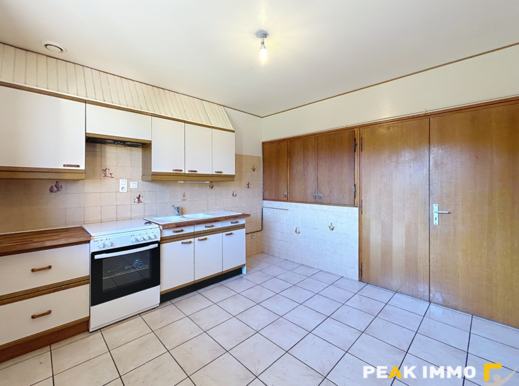 .PEILLONNEX   À louer : Appartement duplex T4 avec balcon et