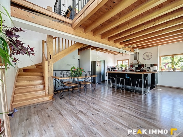 Maison T5 - 174 m2 - Saint Offenge