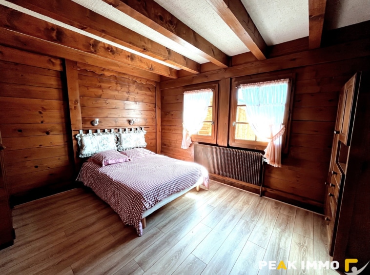 Chalet - 6 pièces - 158 m2  - Combloux