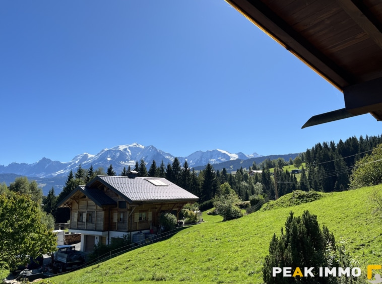 Chalet - 6 pièces - 158 m2  - Combloux
