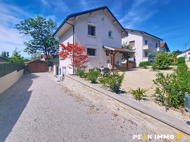 Maison Ville La Grand 5 pièces 110 m2