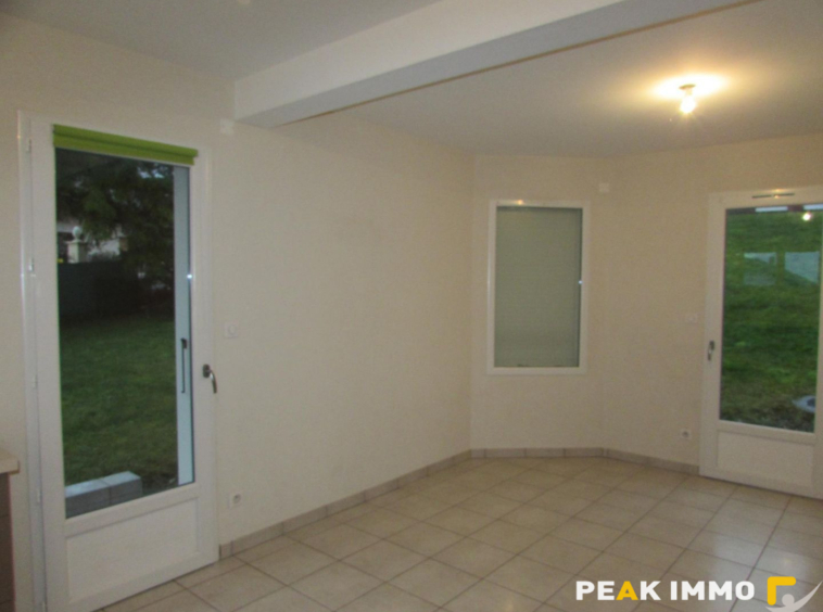 Location maison 7 pièces Peillonnex