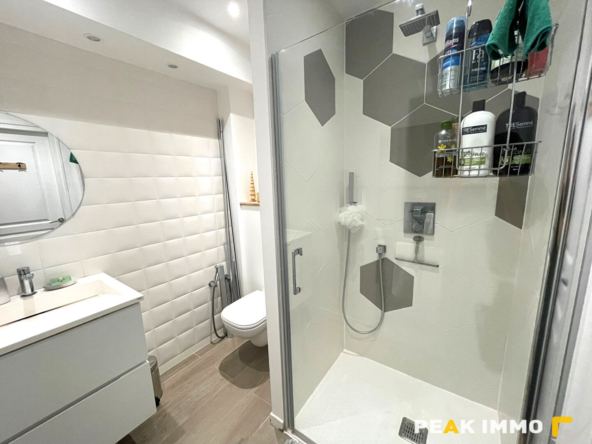 FILLINGES   T4 Duplex Meublé avec Jardin