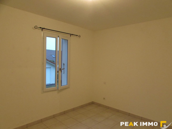 Location maison 7 pièces Peillonnex