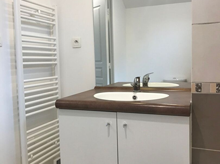 Appartement Poisy 3 pièce(s) 65 m2