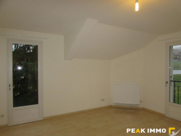 Location maison 7 pièces Peillonnex