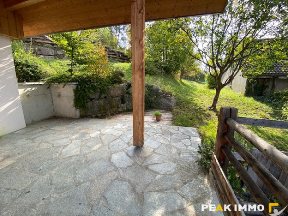 LUCINGES - MAISON MITOYENNE RECENTE PROCHE VILLAGE