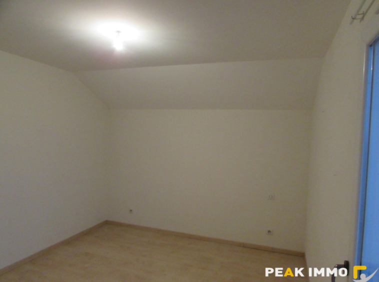 Location maison 7 pièces Peillonnex