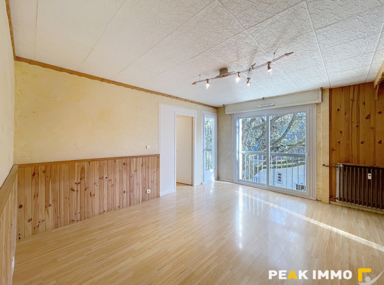 Appartement T4 -74 m2 - Cave de 10 m2 - Balcon