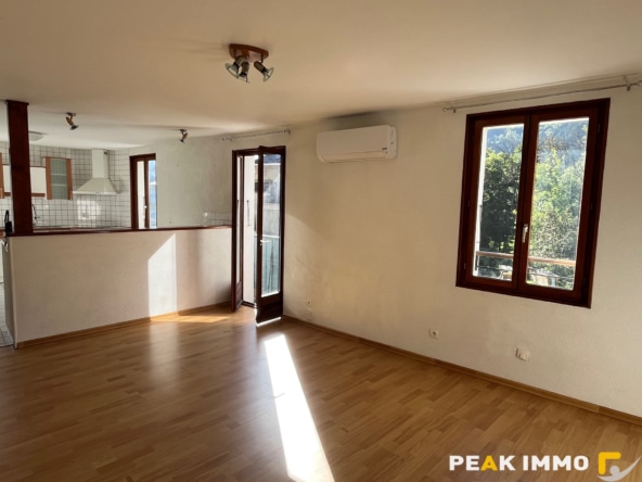 SAINT-JOIRE : Appartement 3 chambres 96m2