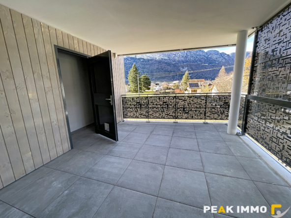 Appartement T4  R+2 86 m2 Centre de Doussard