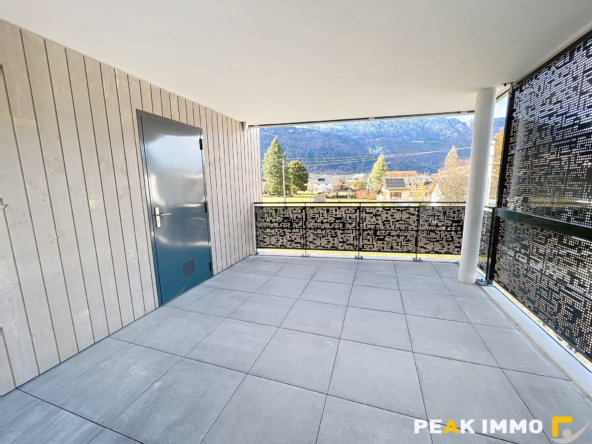 Appartement T4  R+2 86 m2 Centre de Doussard