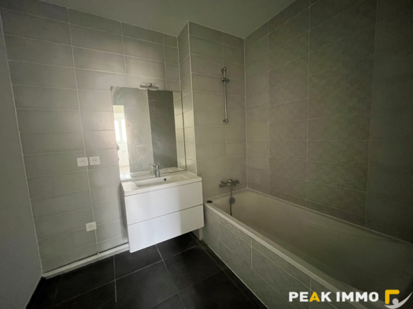 Appartement 4 pièces - 84 m2 - SAINT-JULIEN-EN-GENEVOIS