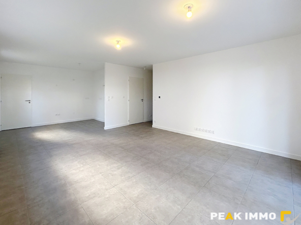 À louer   Appartement T3 neuf avec jardin à Viuz-en-Sallaz