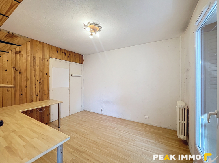 Appartement T4 -74 m2 - Cave de 10 m2 - Balcon