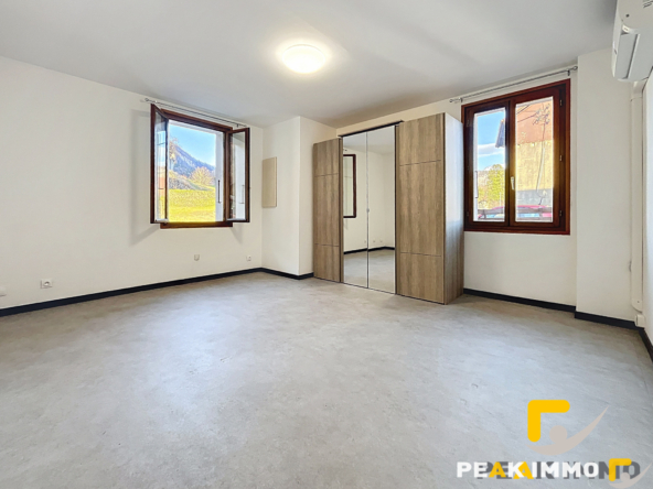 SAINT-JOIRE : Appartement 3 chambres 96m2