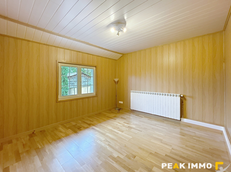 LUCINGES   À louer : charmante maison de village F4 de 84 m2