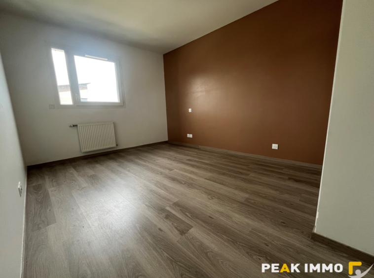 Appartement 4 pièces - 84 m2 - SAINT-JULIEN-EN-GENEVOIS