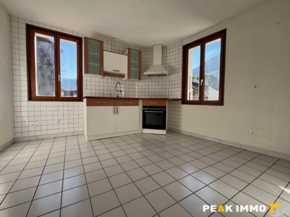 SAINT-JOIRE : Appartement 3 chambres 96m2