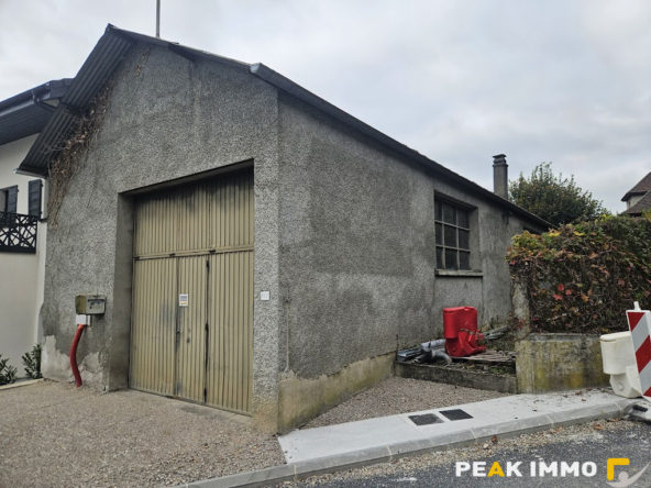 BONNEVILLE-Exclusivité Garage 140 m2 SUR TERRAIN 277 M2