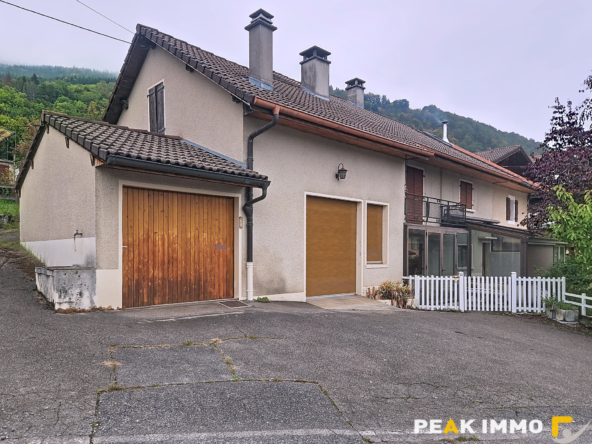 FILLINGES - Maison avec dépendances sur 590 m2 de terrain