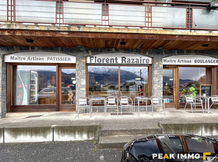 À louer à Marignier    Local commercial modulable avec grand