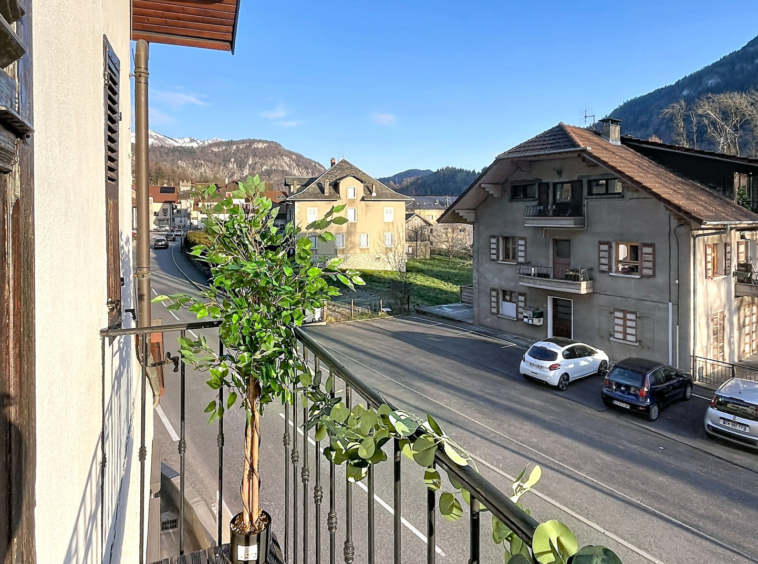 SAINT-JOIRE : Appartement 3 chambres 96m2