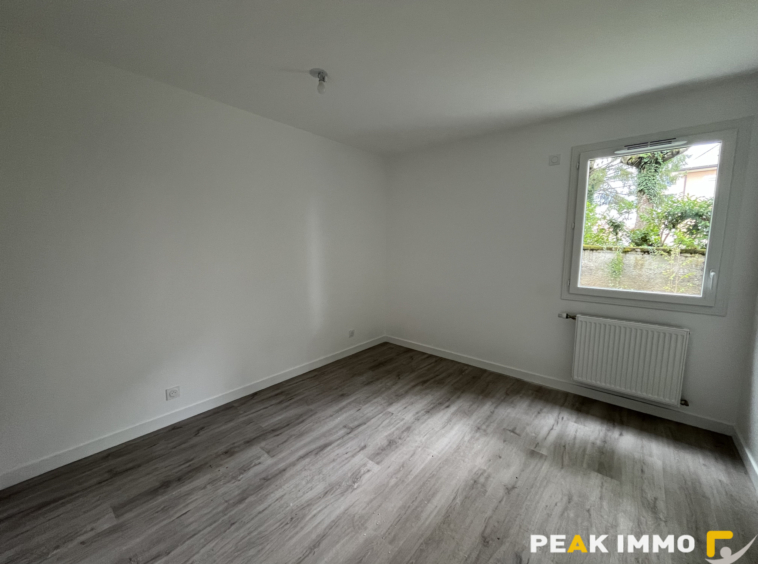 À louer   Appartement T3 neuf avec jardin à Viuz-en-Sallaz