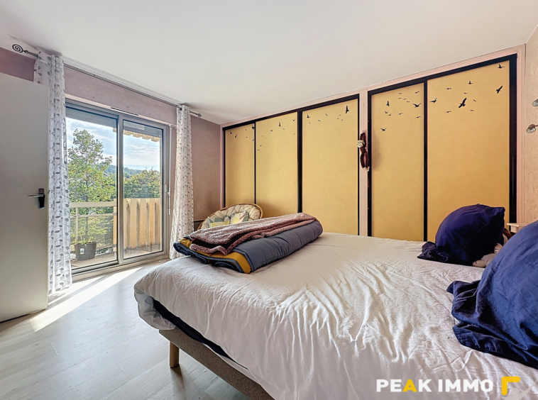 Appartement 3 pièces - 100 m2 - Rumilly