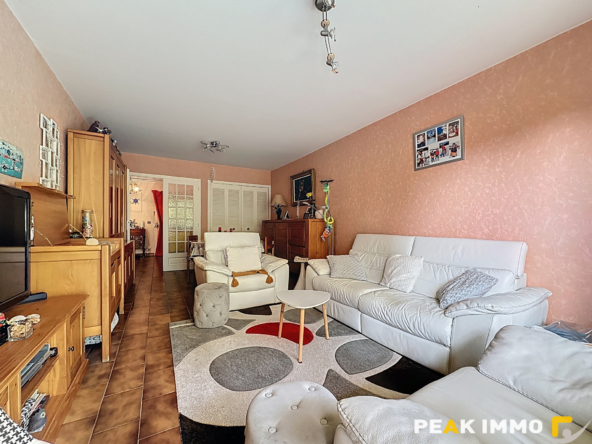 Appartement 3 pièces - 100 m2 - Rumilly