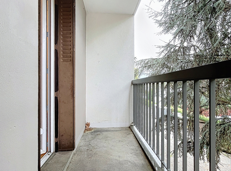 Appartement T4 -74 m2 - Cave de 10 m2 - Balcon