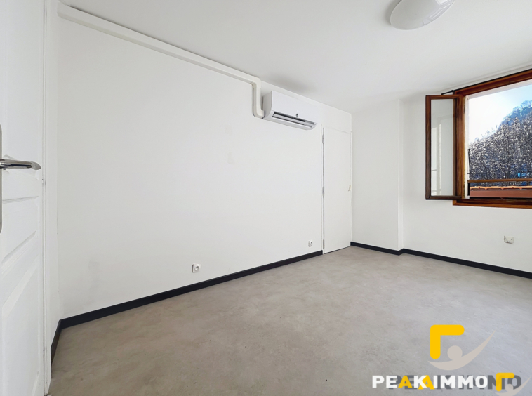 SAINT-JOIRE : Appartement 3 chambres 96m2