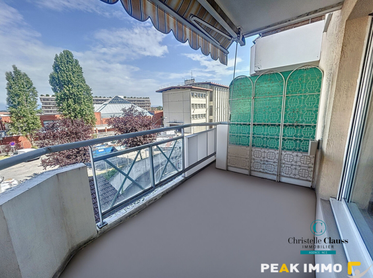 ANNEMASSE   À LOUER   BEL APPARTEMENT T3 MEUBLÉ AVEC GARAGE