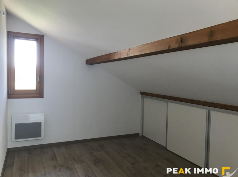 Location appartement 4 pièces - T3 Ville en sallaz