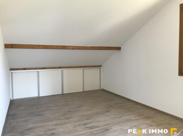Location appartement 4 pièces - T3 Ville en sallaz