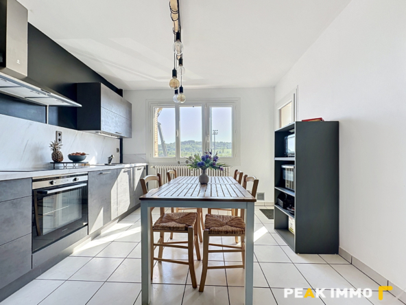 Appartement 4 pièces - 92 m2 - Rumilly
