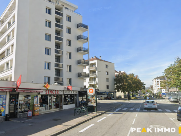 Local commercial - 45m2     Annecy  - Cave - 2 Garages