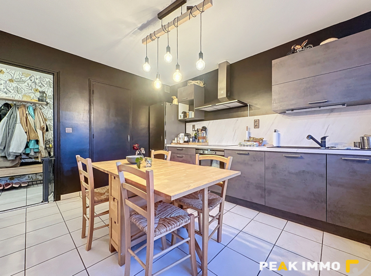 Appartement 4 pièces - 92 m2 - Rumilly